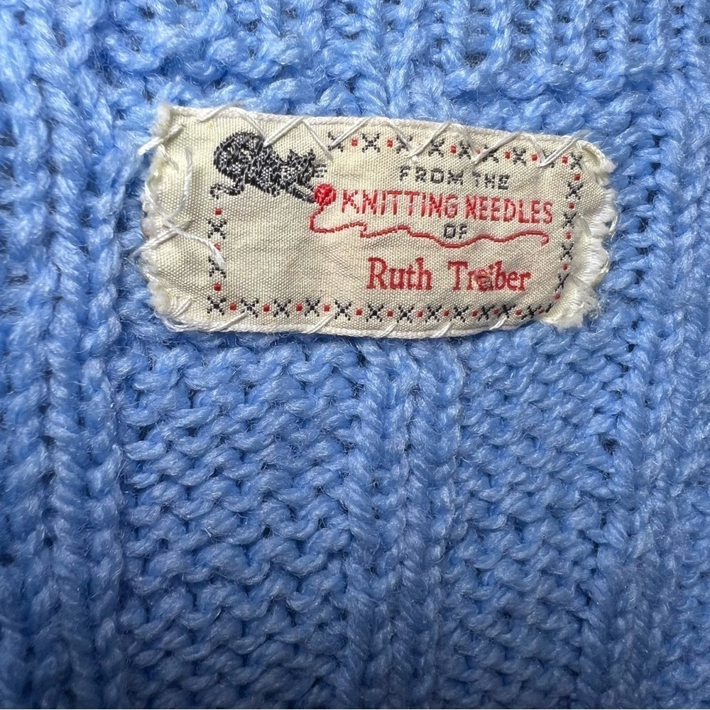Vintage baby blue v-neck hand knit sweater textured stretchy acrylic top retro - Picture 7 of 13